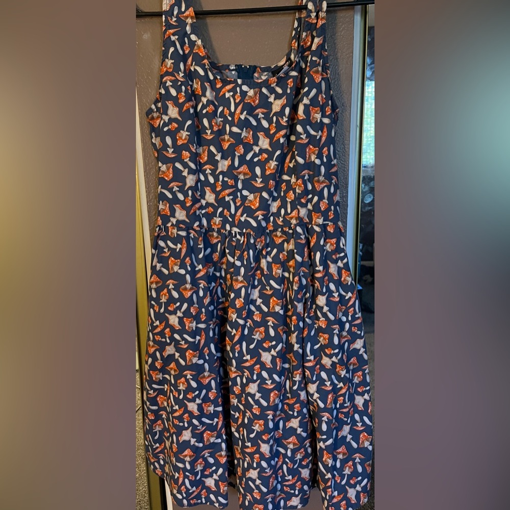 Retrolicious Mushroom dress size medium